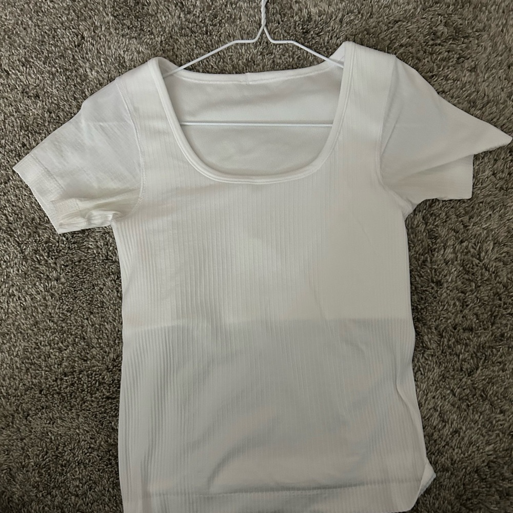 Lululemon white Ebb to street shirt
